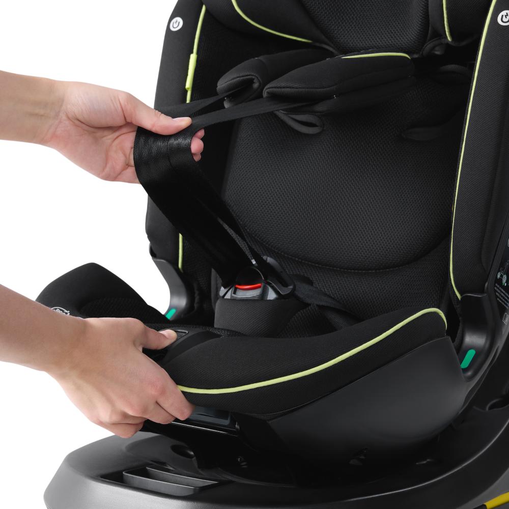 Happy Baby Автокресло XION, total black nova