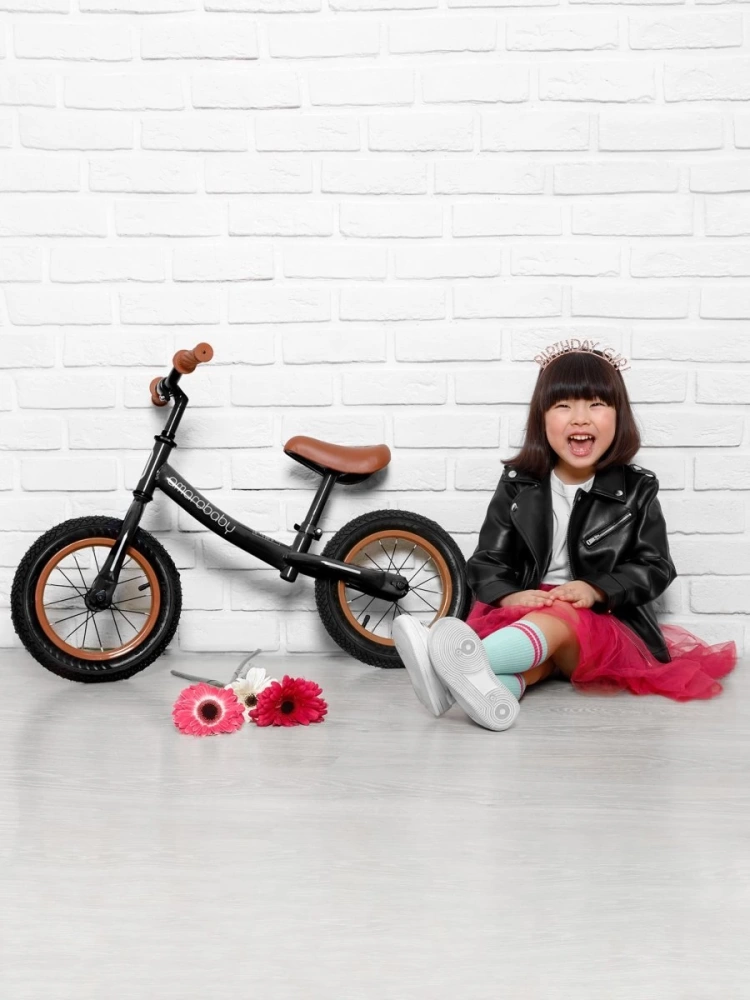 (С) Беговел двухколесный AMAROBABY ROAD RACER, черный