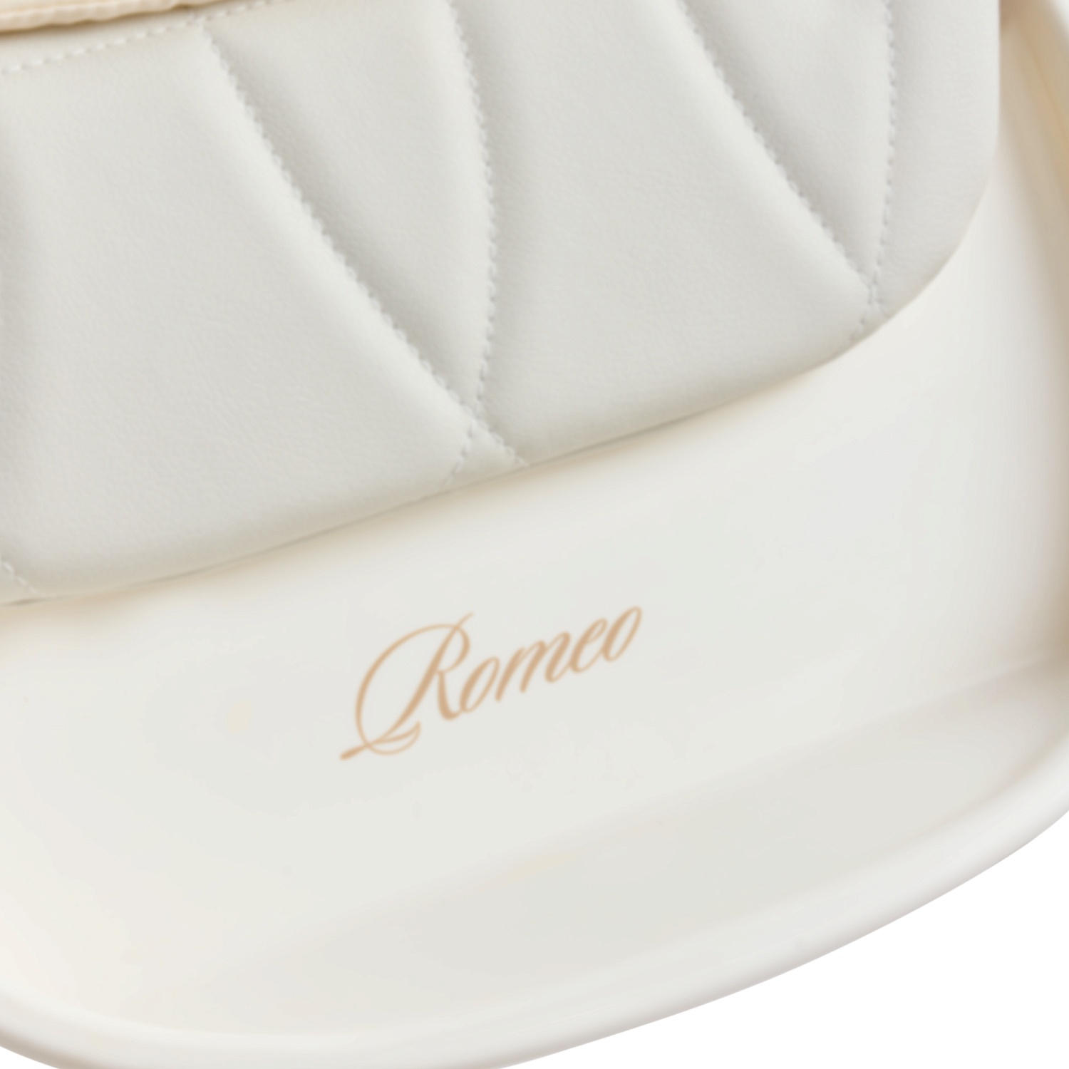 Happy Baby Стул для кормления ROMEO, milky